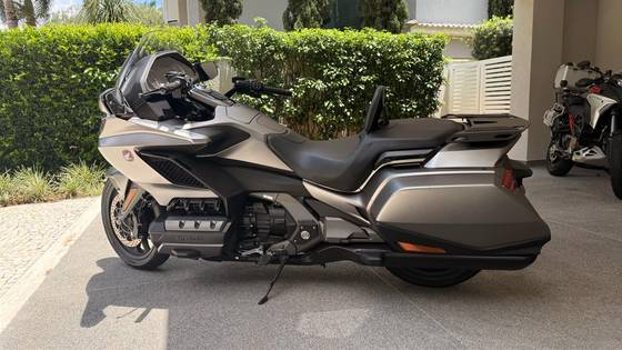 HONDA GL 1800 GOLD WING 